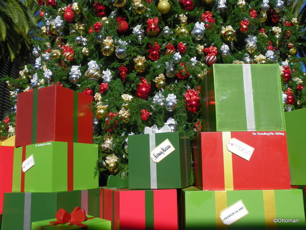 Dec. 22, 2016: Christmas Tree, Fashion Island, Newport Beach, CA | TravelGumbo