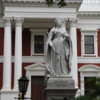 Parliament Buildings, Cape Town, South Africa: Statue of Queen Victoria