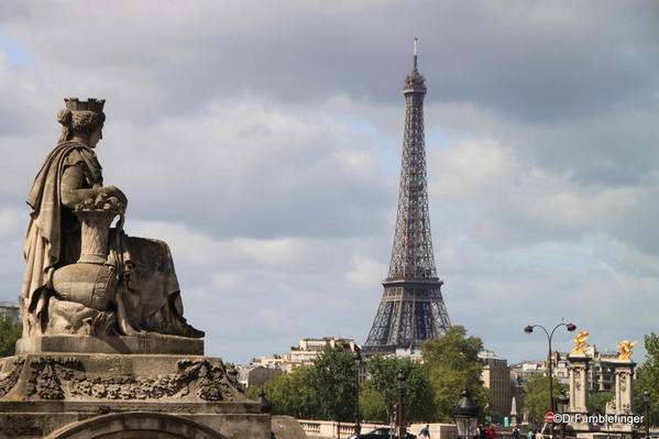 Eiffel Tower viewed from the Place de la Concorde