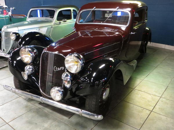 Tampa Bay Automobile Museum 2013 014 1937 Aero