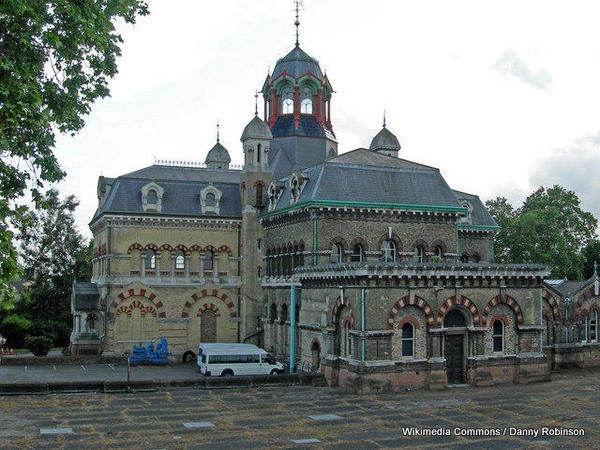 1-Old_Abbey_Mills_Pumping_Station,_Stratford._-_geograph.org.uk_-_445286