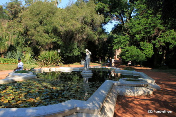 Buenos Aires, Jardin Botanico. Pond