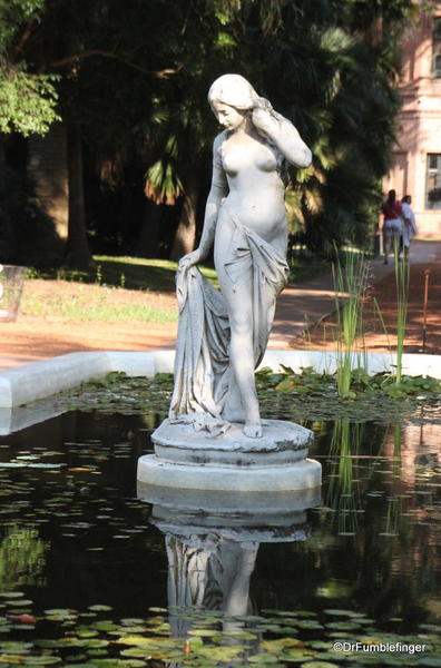 Buenos Aires, Jardin Botanico. Pond