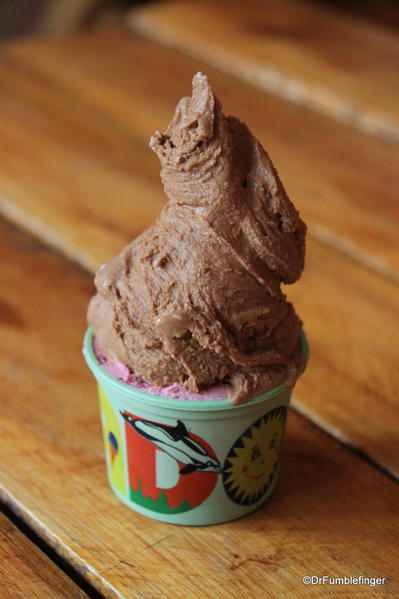 Ice cream -- a traditional Porteno dessert