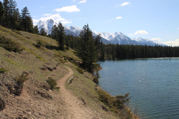Johnson Lake Trail