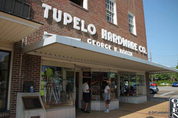 Tupelo Hardware, where Elvis got his guitar
