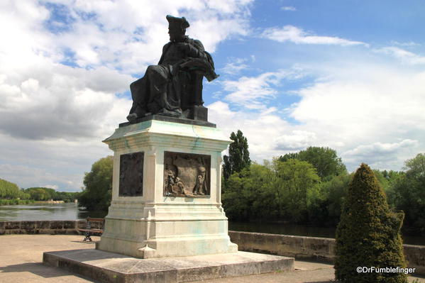 Francois Rabelais statue in Chinon