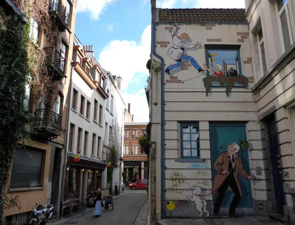 10 ric-hochet-mural-in-brussels-belgium-e1416426351659