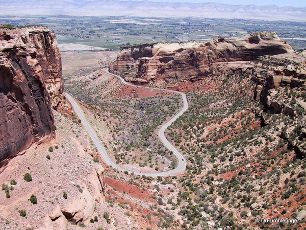Colorado National Monument. Road from West Entrance