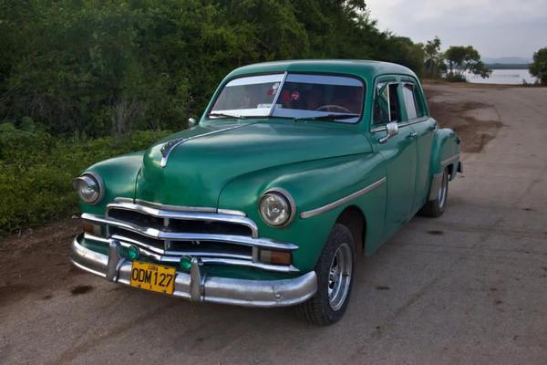 Cuba-Cars3