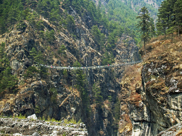 A high footbridge before the ascent into Namche. Courtesy Wikimedia and Steve Hicks