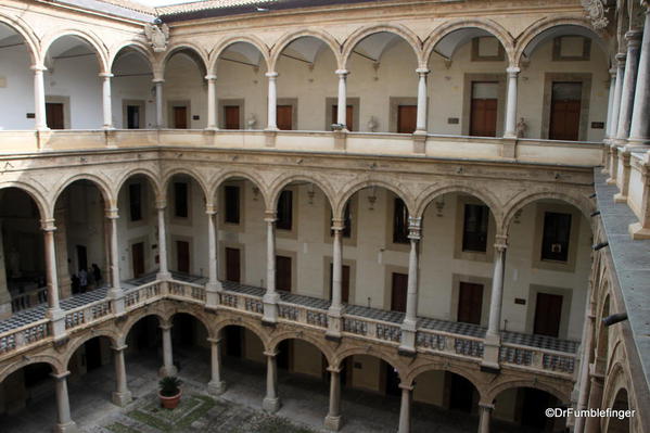 03 Interior of Palermo Palazzo del Normanni (14)