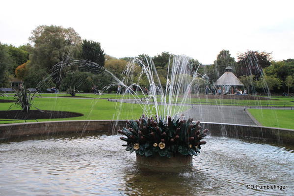 St. Stephen's Green, Dublin. Fountain