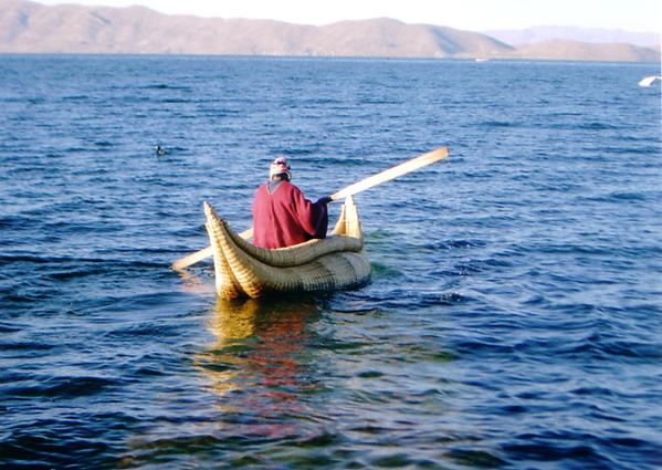 Reed canoe, Uros Island, Lake Titicaca