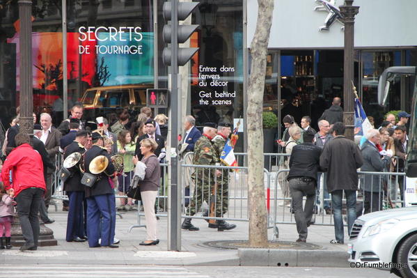 10 Paris 05-2013. Strolling down the Champs (29)