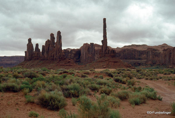 Monument Valley 6-93 026. Totems