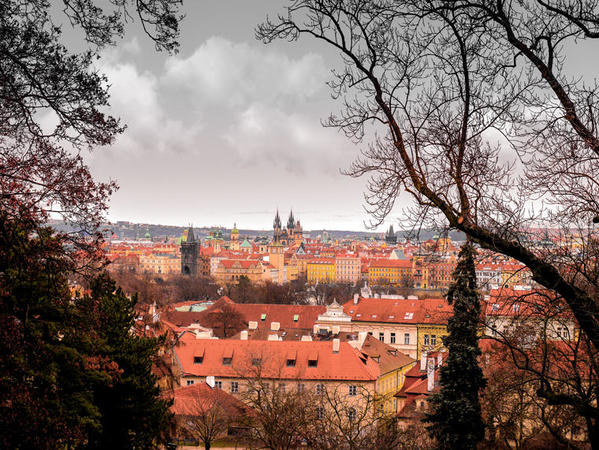 prague-castle-view-of-the-city-photography-architecture-travel