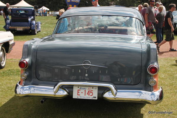 35 1955 Pontiac Laurentian (4)
