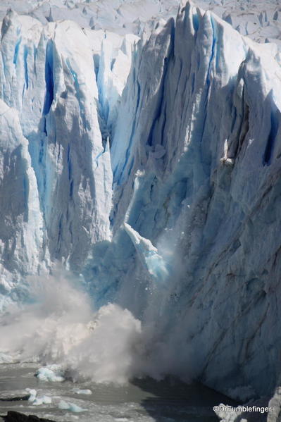 Argentina, Perito Merino Glacier, calving 155 (9)