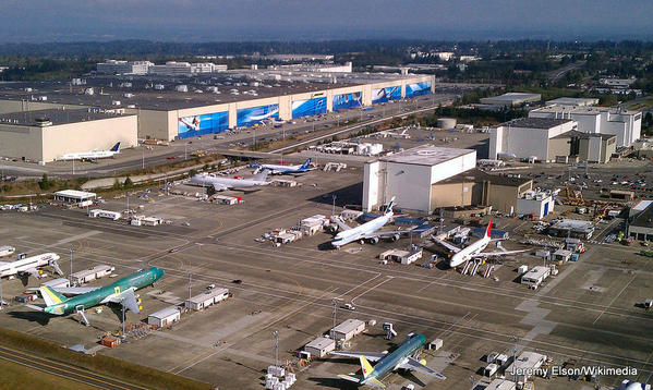 1024px-Aerial_Boeing_Everett_Factory_October_2011