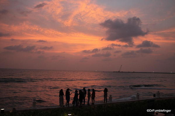 09 Galle Face Hotel Sunset(22)