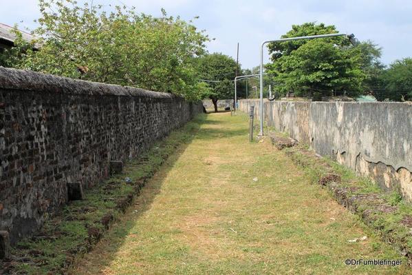 17 Old Dutch Fort Batticaloa (43)