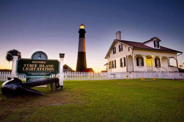 12-SMALL- Tybee Island Light House Savannah's Beach (1)