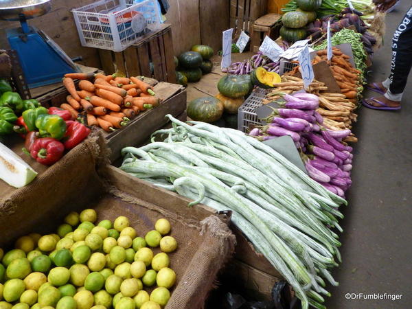26 Pettah Neighborhood Colombo Market 04-2017 (93)