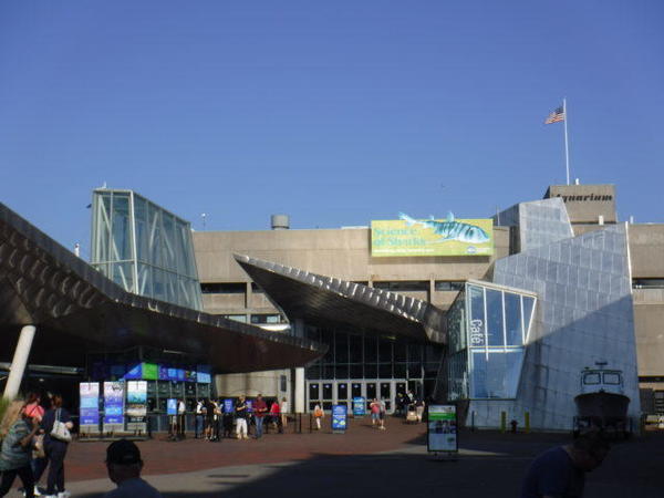 Long-Wharf-Aquarium