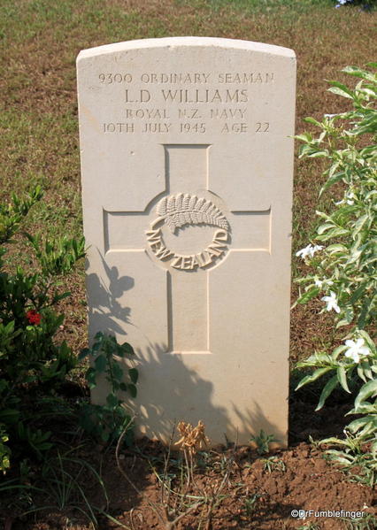 08 Trincomalle British Military Cemetery (1)