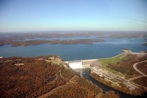 Aerial photo of Table Rock Dam and Lake, courtesy KTrimble and Wikimedia