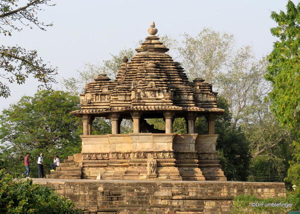 03 Khajuraho temples and town (4)