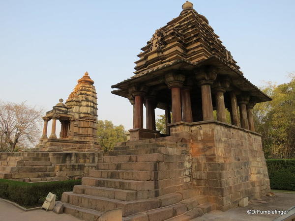 05 Khajuraho temples and town (84)
