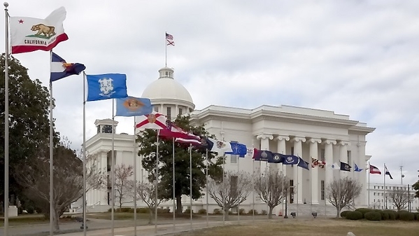 Al-Capitol-Flags