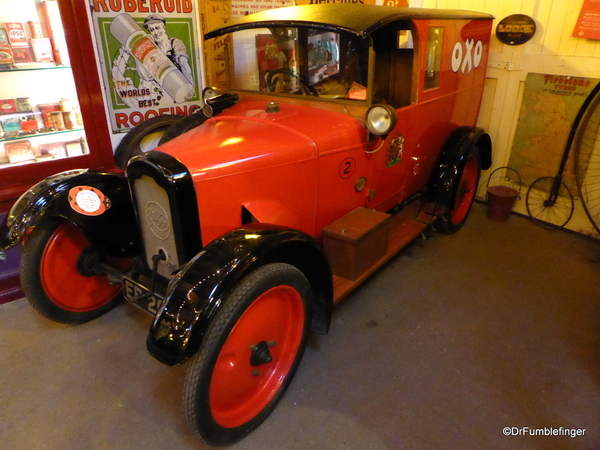 14 Cotswold Motoring Museum and Toy Collection. Rover 8 Van 1922 (76)