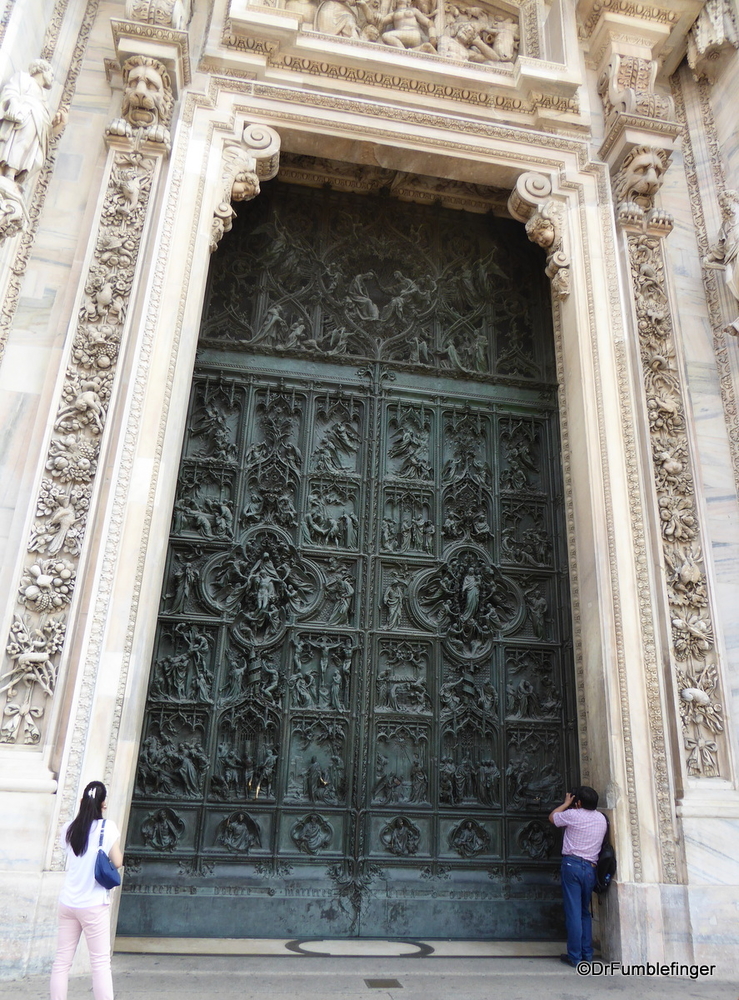 Doors Of Milan S Duomo Travelgumbo