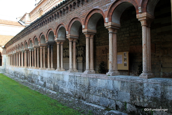 10 Church of San Zeno, Verona (17)