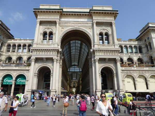 08 Piazza del Duomo, Milan (21)