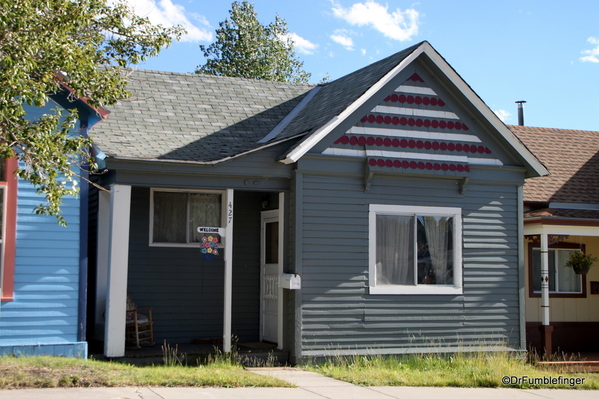 16 Homes in Leadville