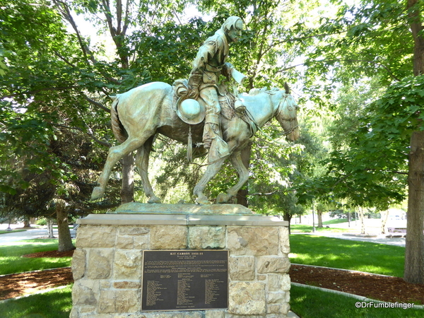 03 Kitt Carson statue