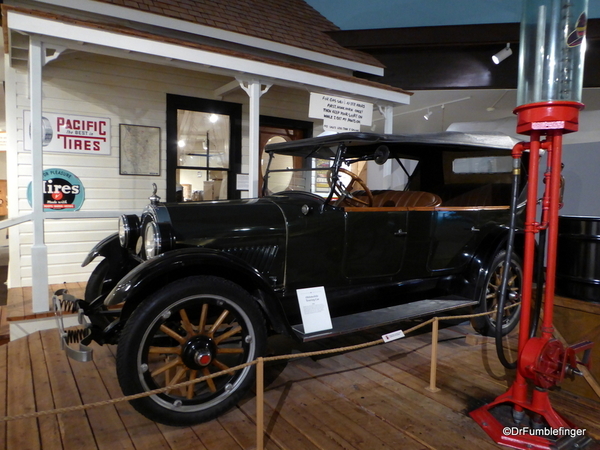 29 Museum of the Rockies, Bozeman (182) Oldsmobile touring car