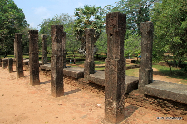 05 Council Chamber, Polonnaruwa (2)