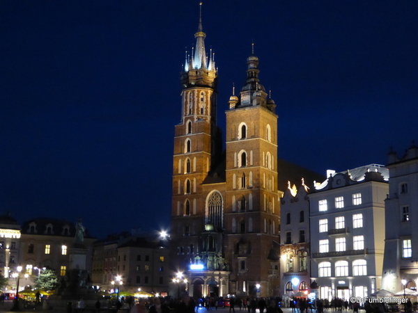 02 St. Mary's Basilica, Krakow