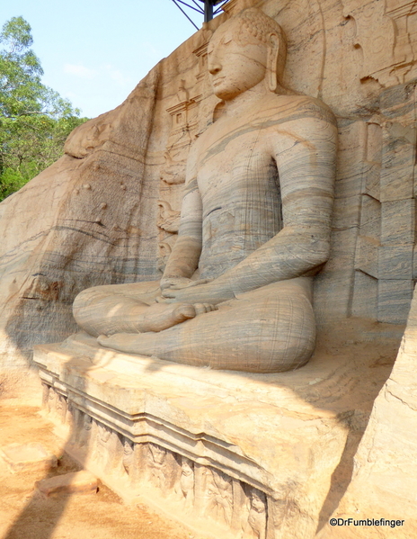 08 Gal Vihara Samadhi statue