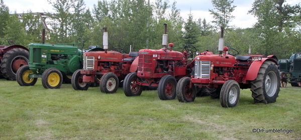 03 Markerville Tractor Pull (25)