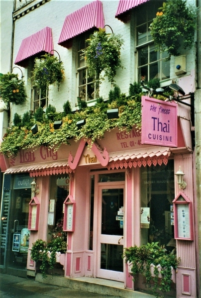 thai restaurant