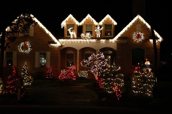 House-at-Christmas