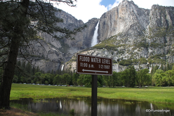 02 Yosemite Falls