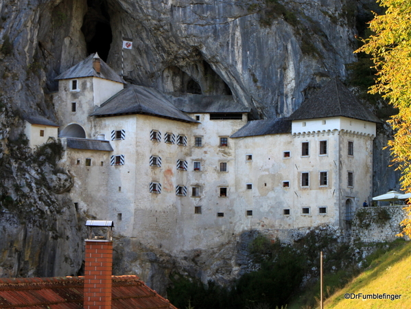 04 Predjama Castle, Slovenia (3)