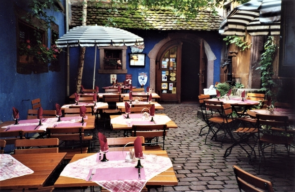 Obernai Cafe Bar (2)